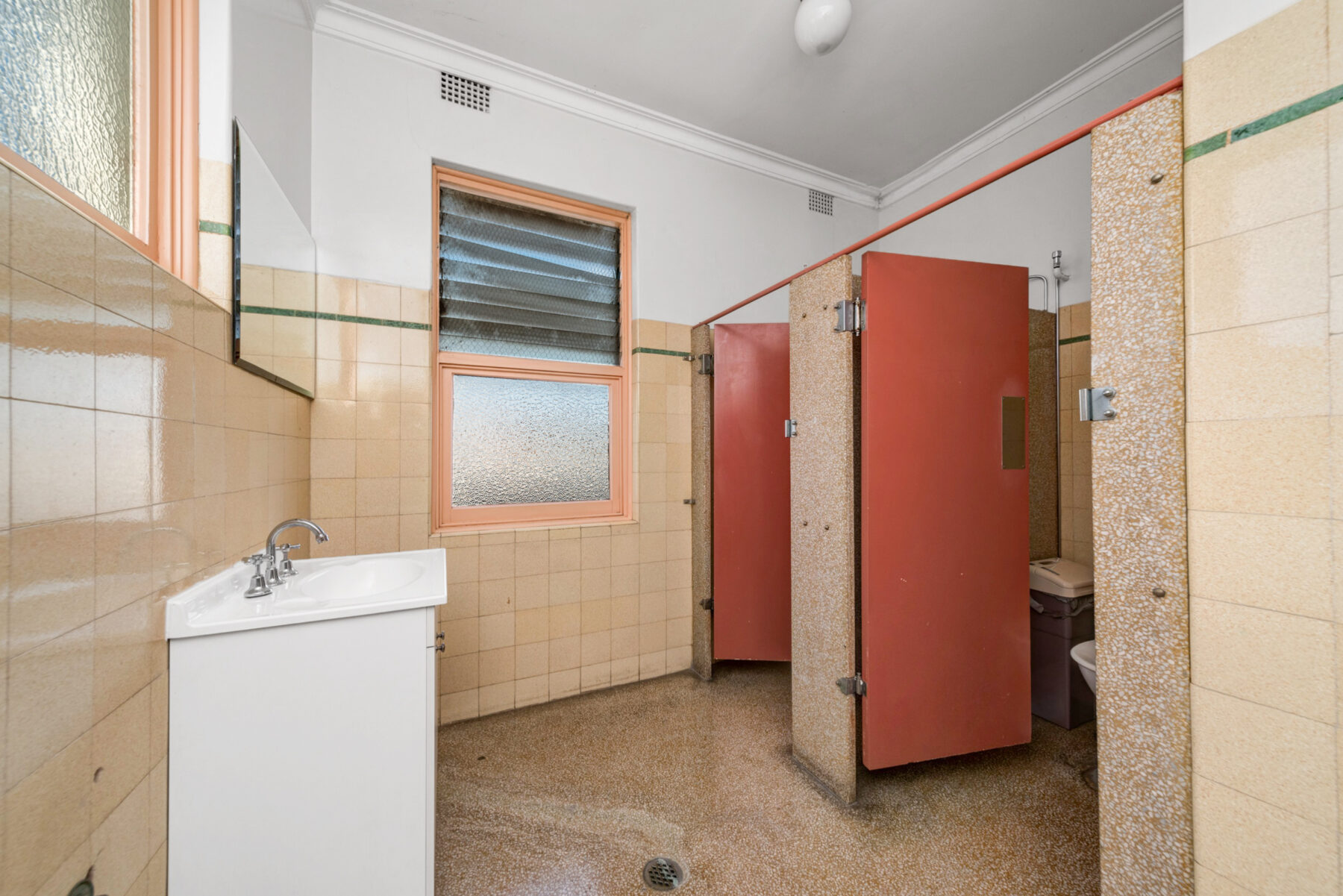Commercial: Shops 2 & 3/205 Auburn Street, Goulburn, NSW, 2580 photo-11