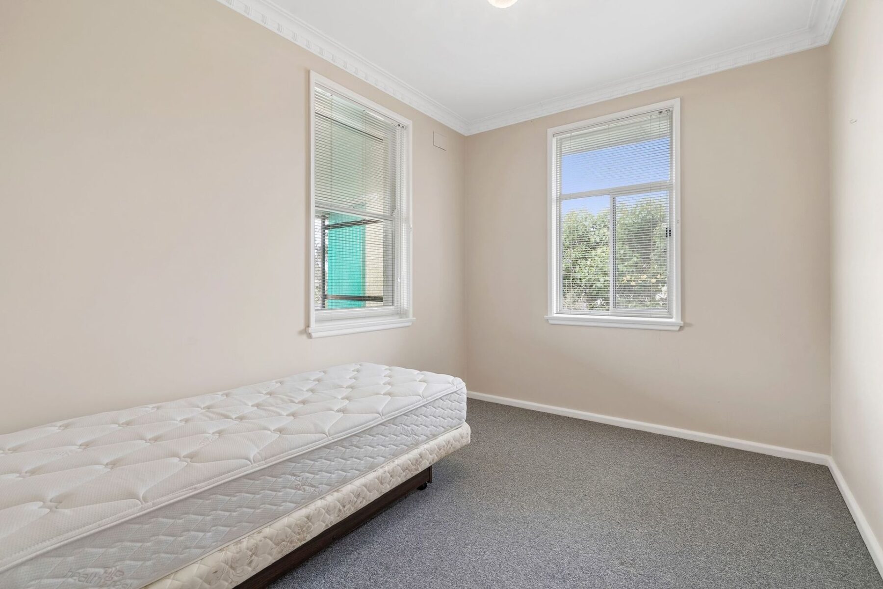 Property: 59 Wilmot Street, GOULBURN, NSW, 2580 photo-8