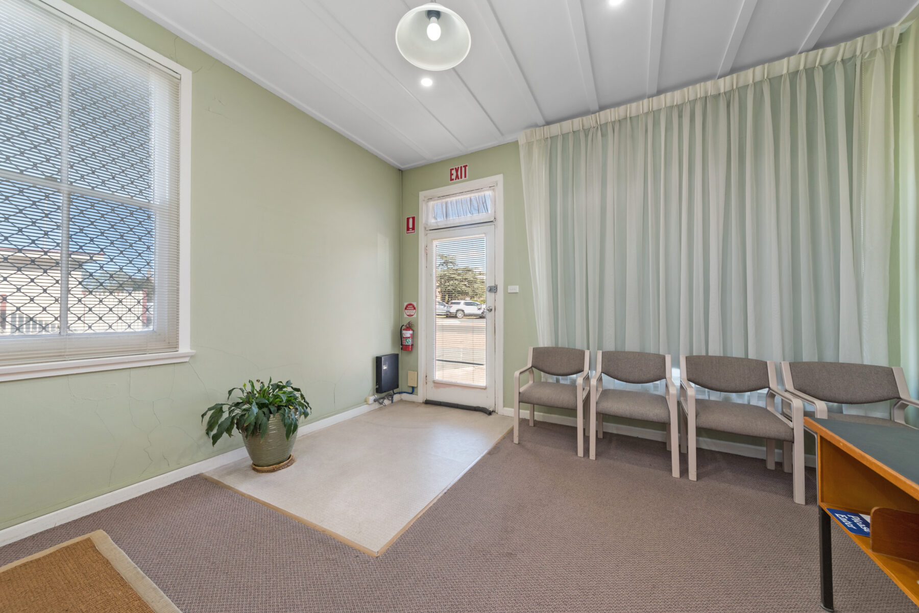 Commercial: 117 - 119/ Bourke Street, Goulburn, NSW, 2580 photo-2