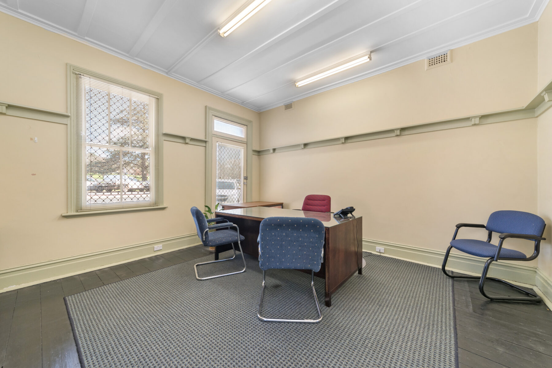 Commercial: 117 - 119/ Bourke Street, Goulburn, NSW, 2580 photo-4