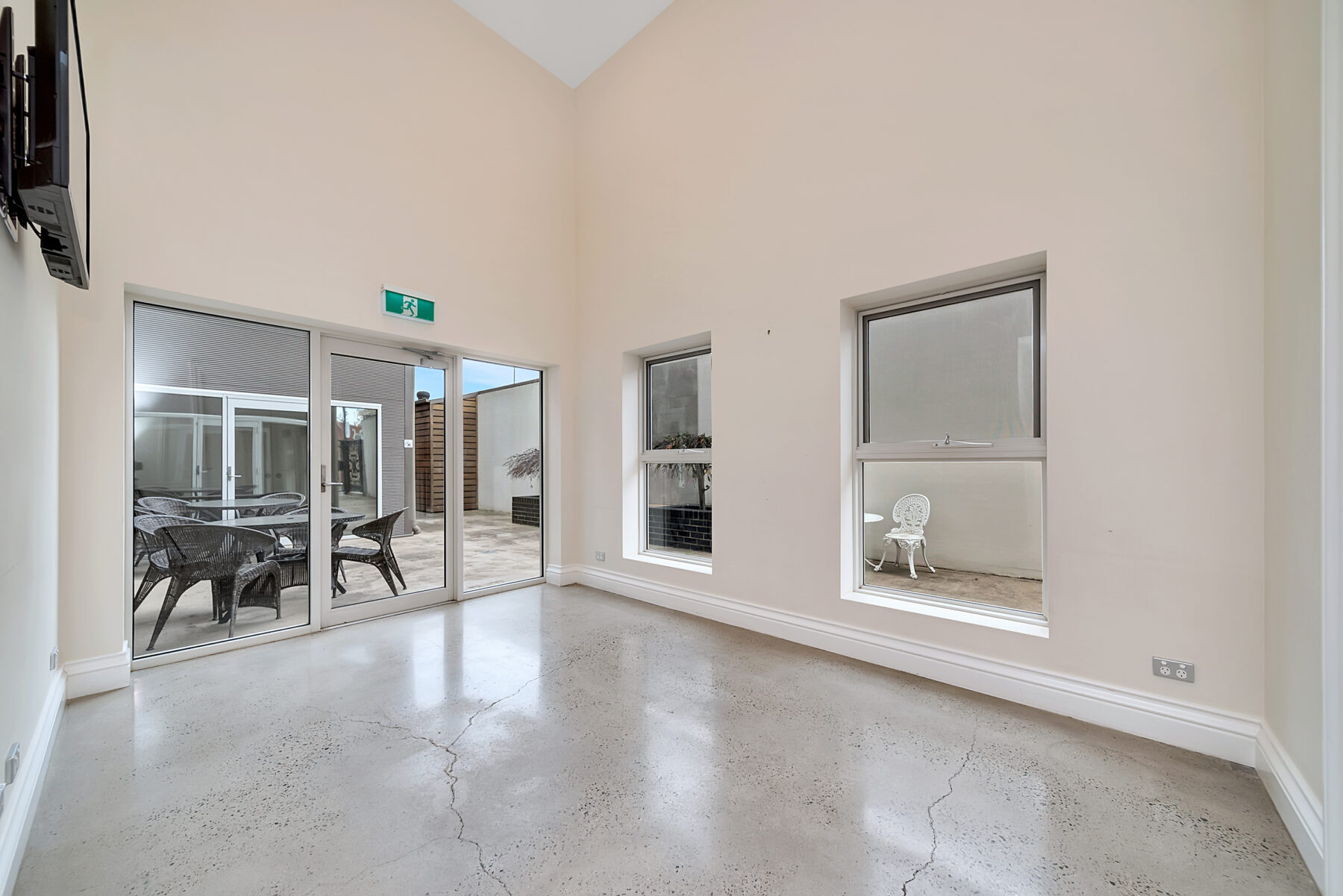 Commercial: 26 Ellesmere Street, Goulburn, NSW, 2580 photo-3