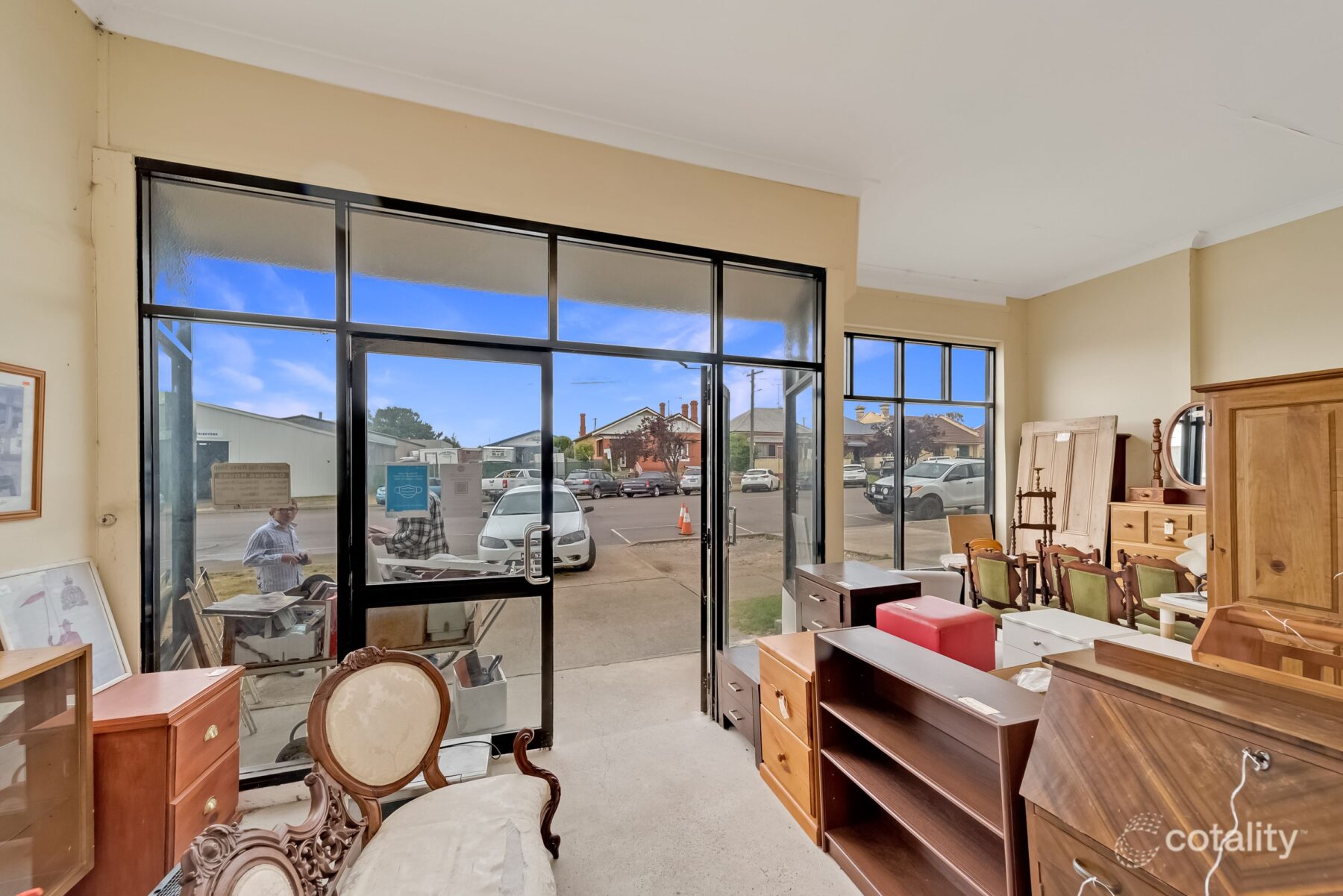 Commercial: 51 Bradley Street, Goulburn, NSW, 2580 photo-4