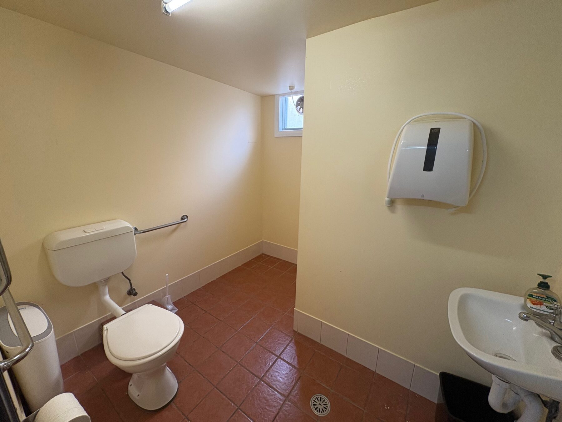 Commercial: 2/175-181 Auburn Street, Goulburn, NSW, 2580 photo-9
