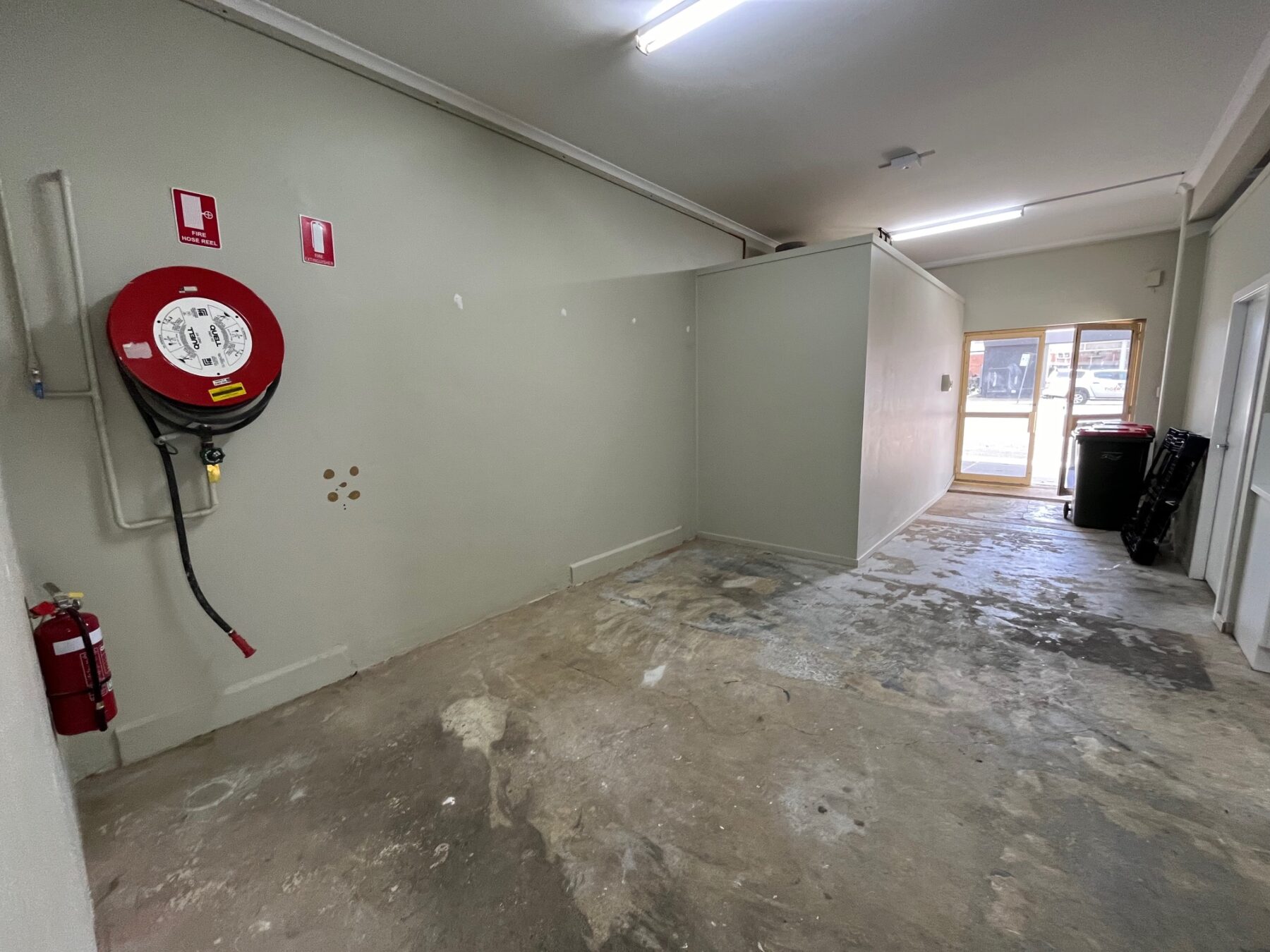 Commercial: Shop G/322-326 Auburn Street, Goulburn, NSW, 2580 photo-12