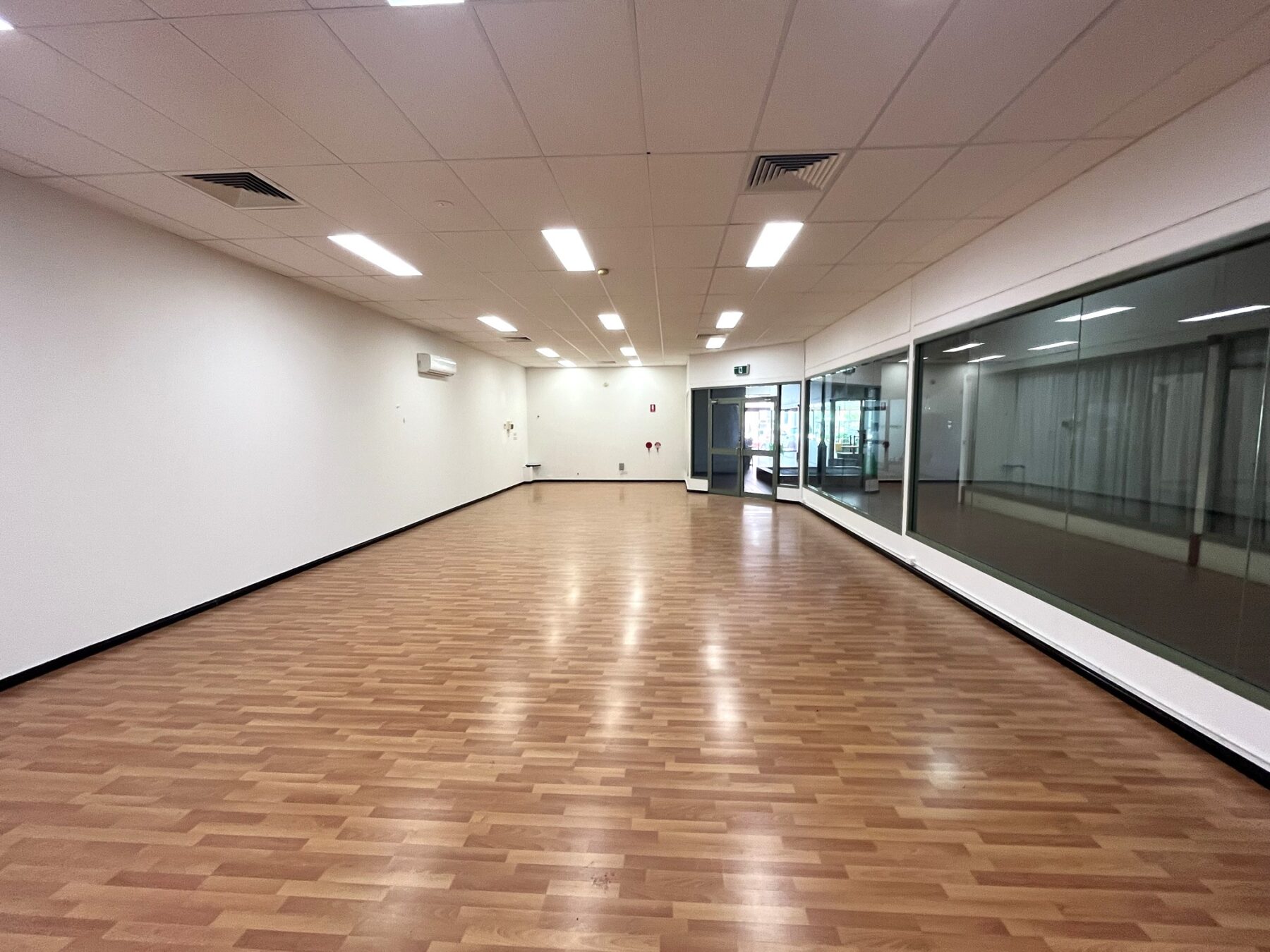 Commercial: Suite 3 & 3a/158 Auburn Street, Goulburn, NSW, 2580 photo-2