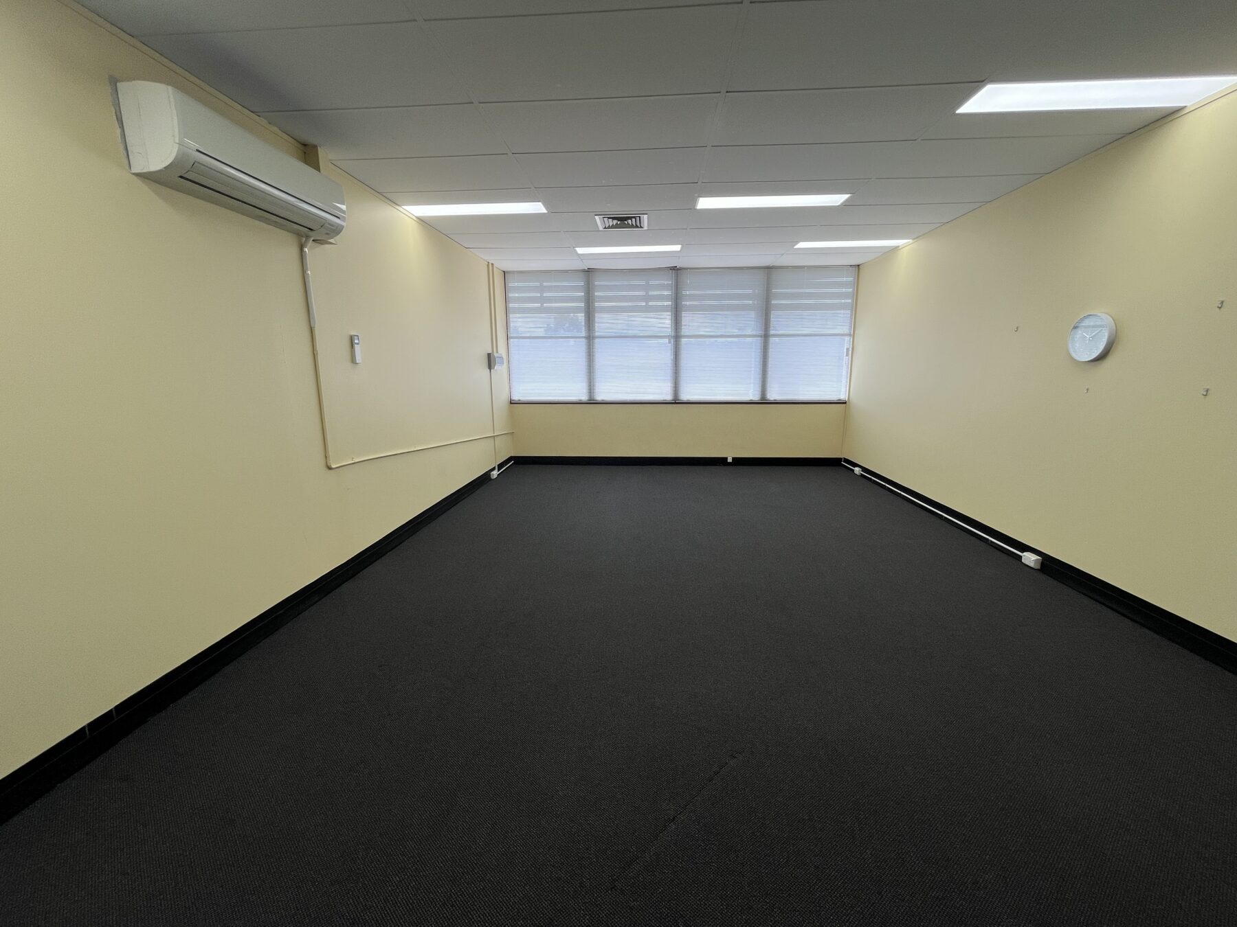 Commercial: Upper Level/213-215 Auburn Street, Goulburn, NSW, 2580 photo-18