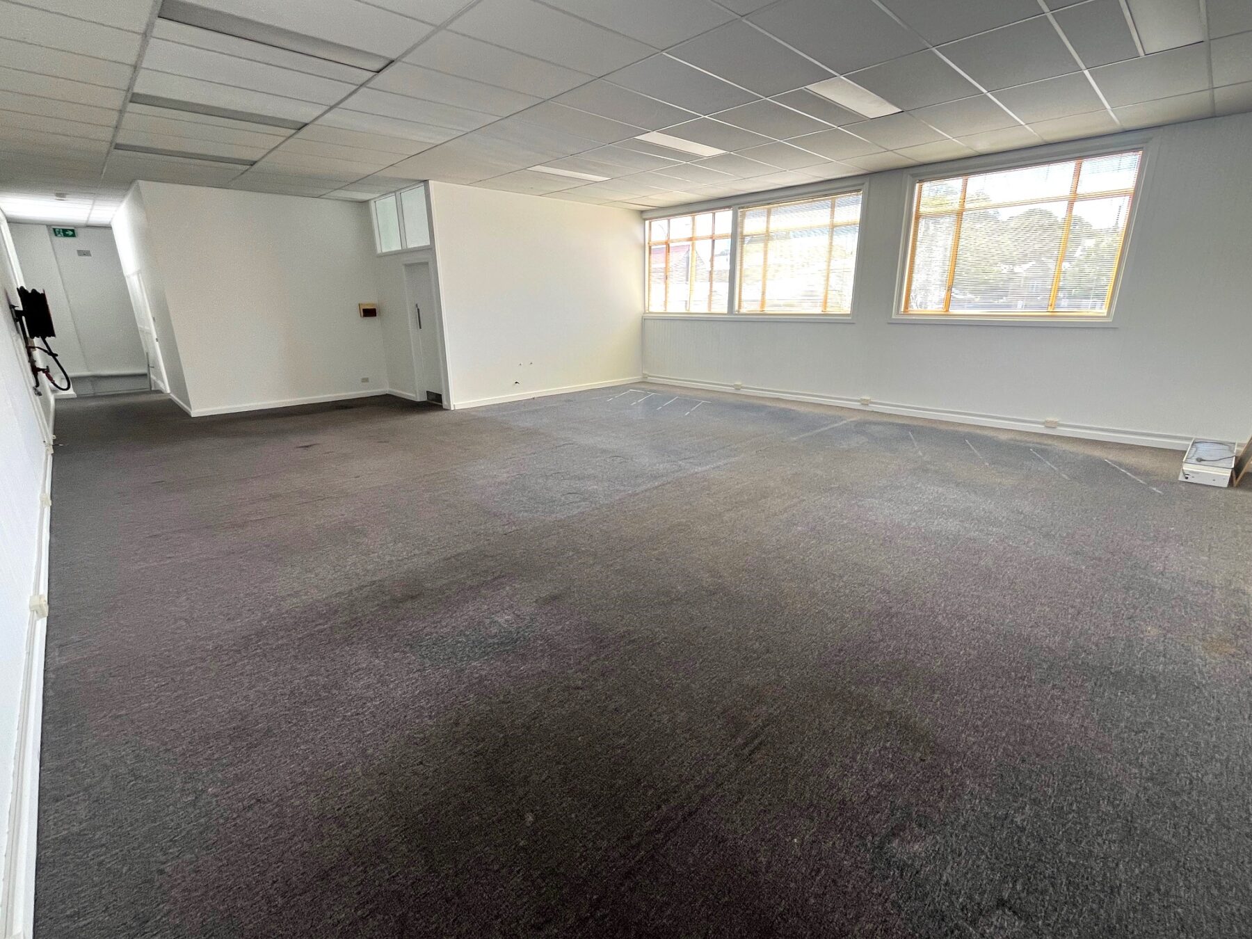 Commercial: 9/158 Auburn Street, Goulburn, NSW, 2580 photo-1