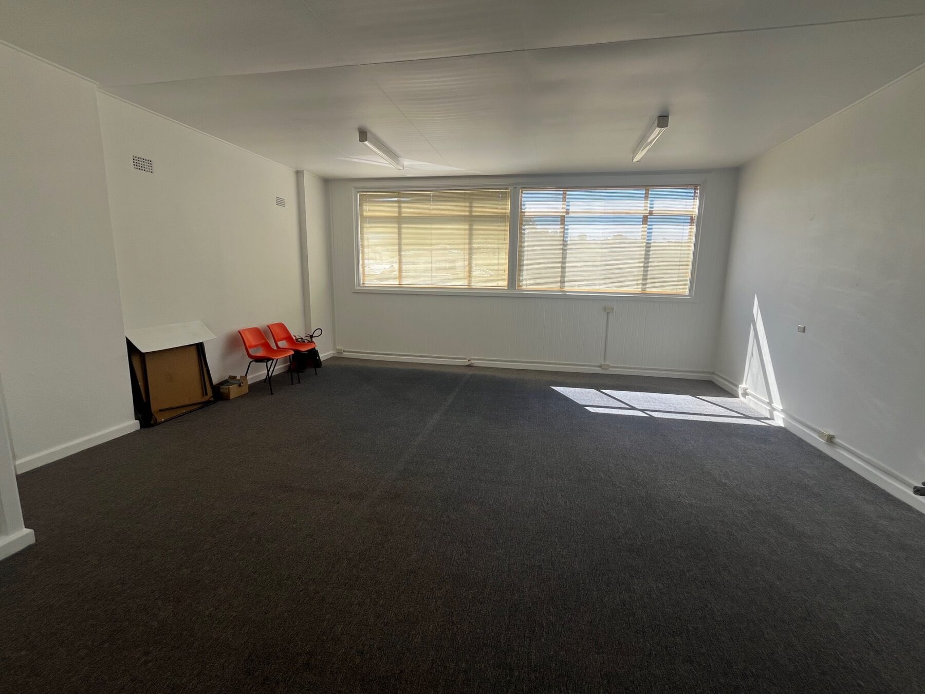 Commercial: 9/158 Auburn Street, Goulburn, NSW, 2580 photo-3