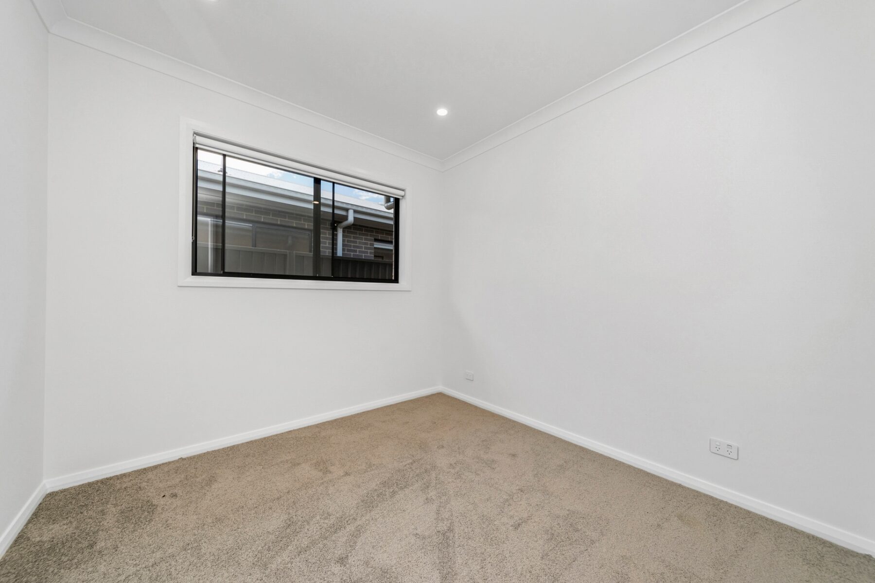 Property: 2/36 Bonneville Boulevard, GOULBURN, NSW, 2580 photo-9