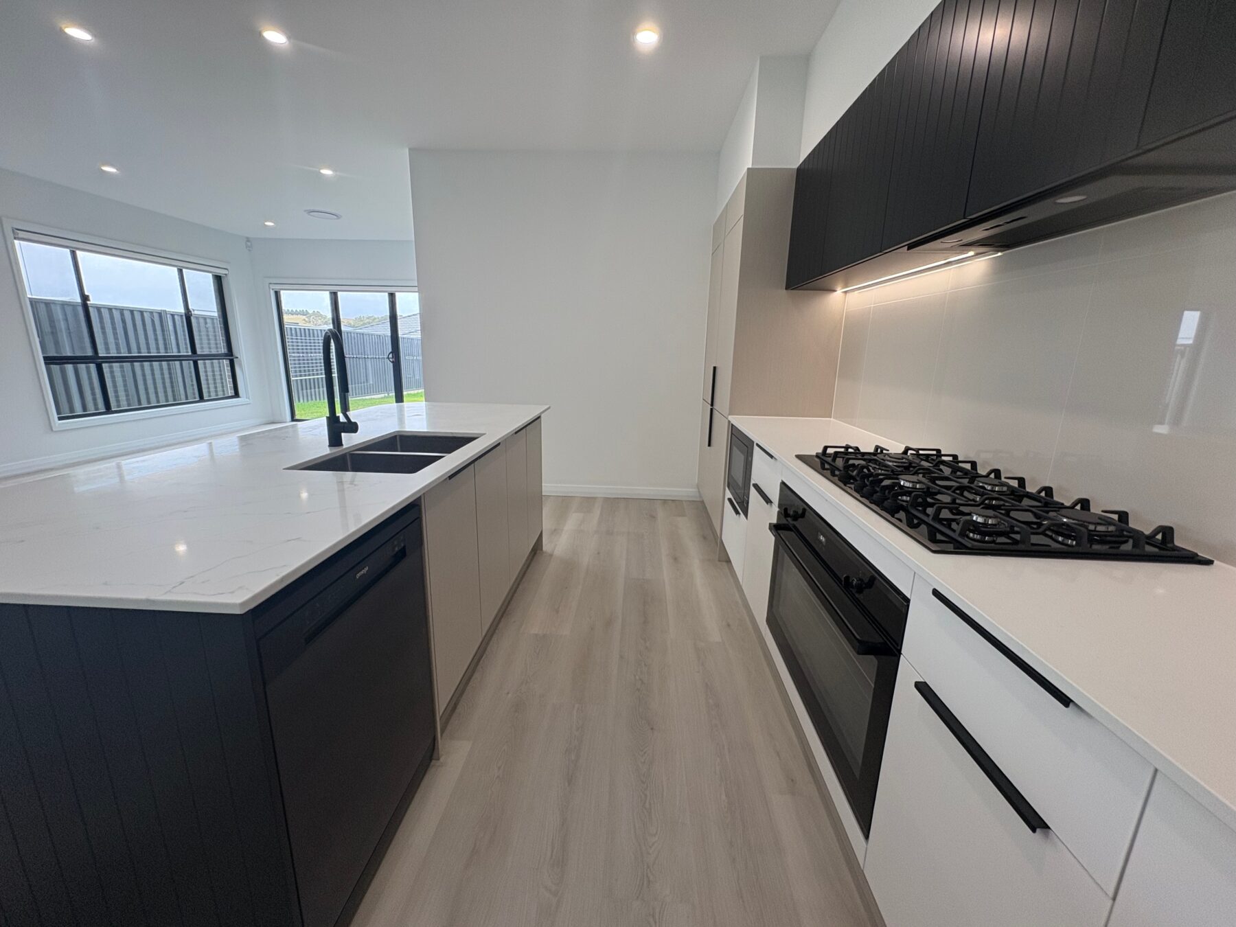 Property: 2/38 Bonneville Boulevard, Goulburn, NSW, 2580 photo-6