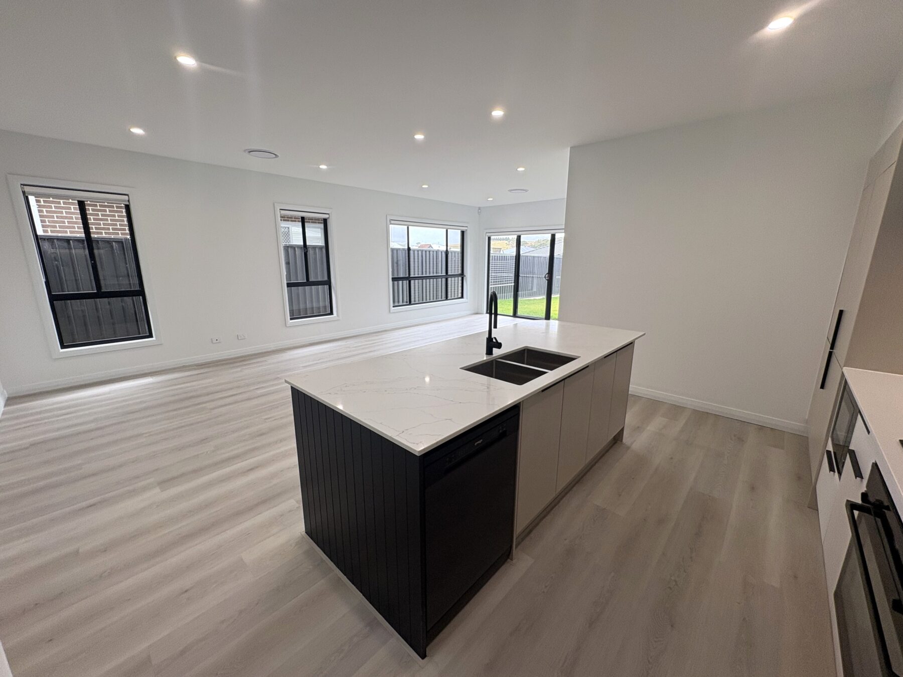 Property: 2/38 Bonneville Boulevard, Goulburn, NSW, 2580 photo-7