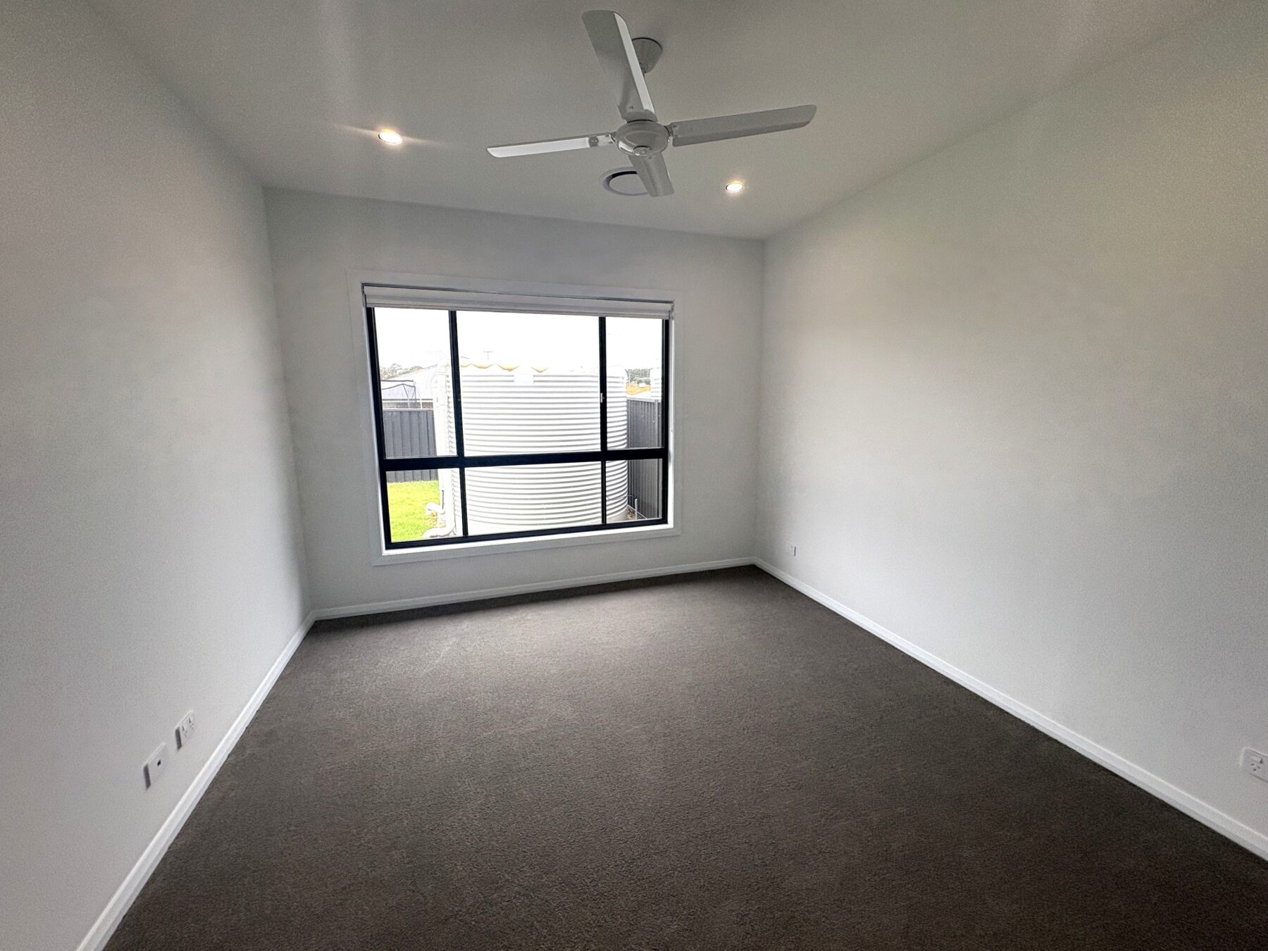 Property: 2/38 Bonneville Boulevard, Goulburn, NSW, 2580 photo-11