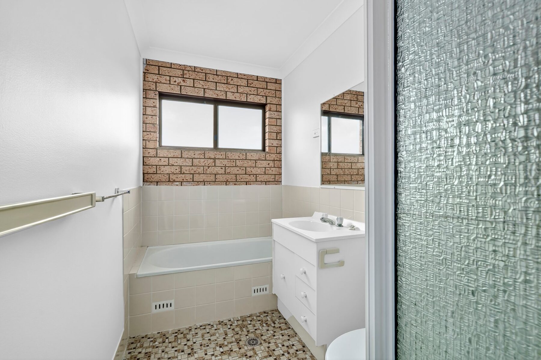 Rental: Goulburn, NSW, 2580 photo-6