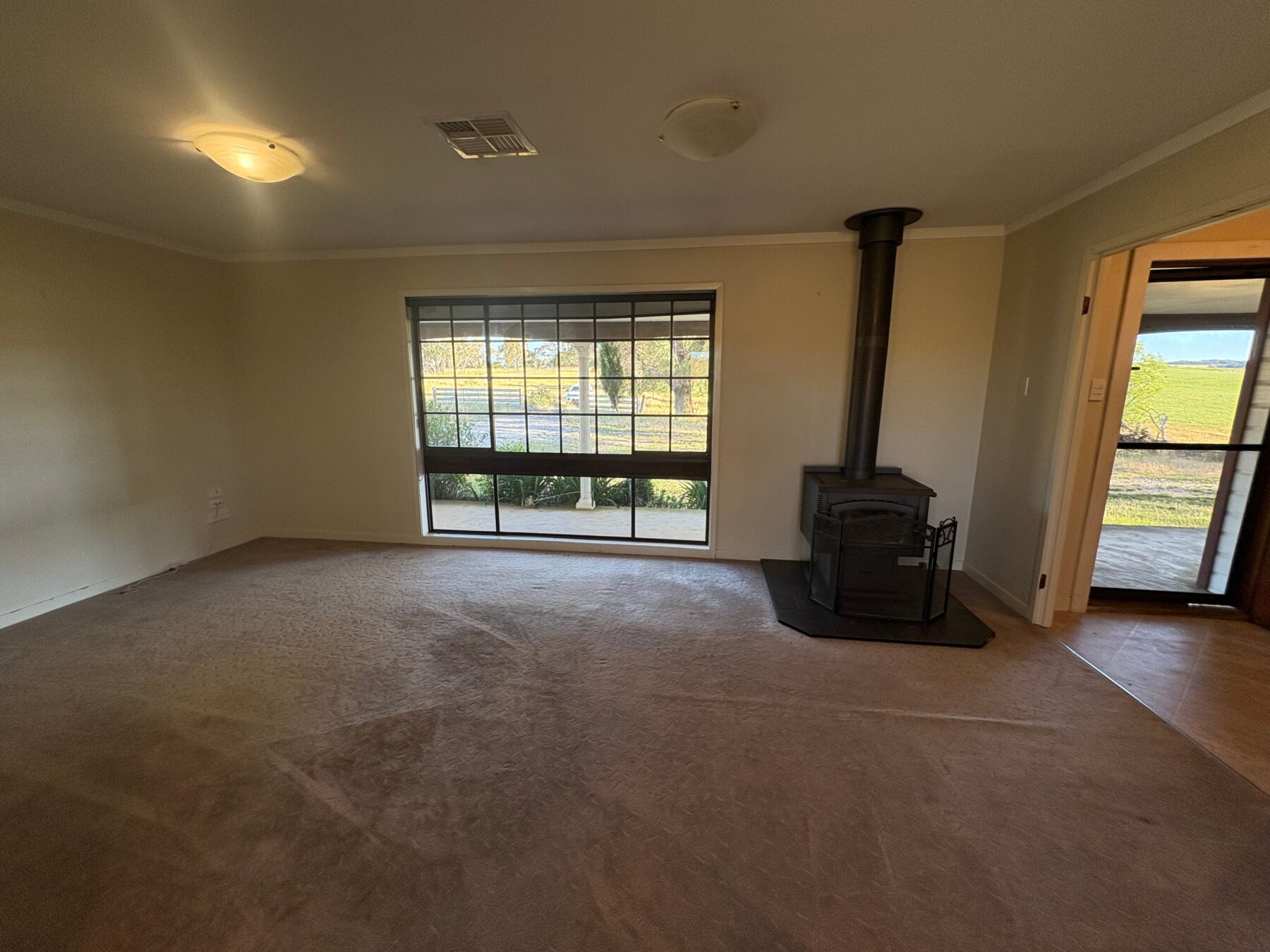 Rental: CROOKWELL, NSW, 2583 photo-2