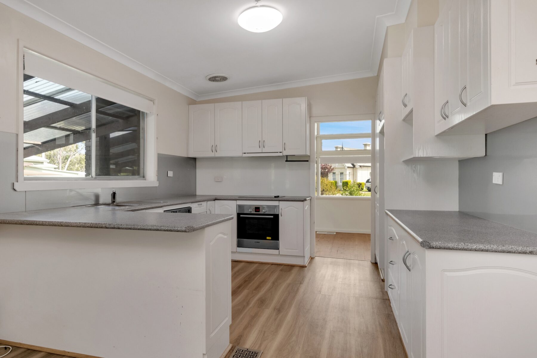 Rental: Goulburn, NSW, 2580 photo-6