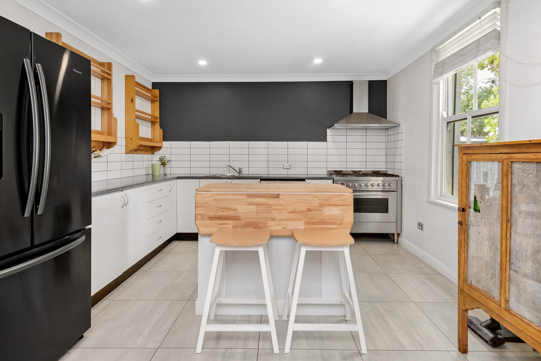 Property: 77 Bradley Street, Goulburn, NSW, 2580 photo-11