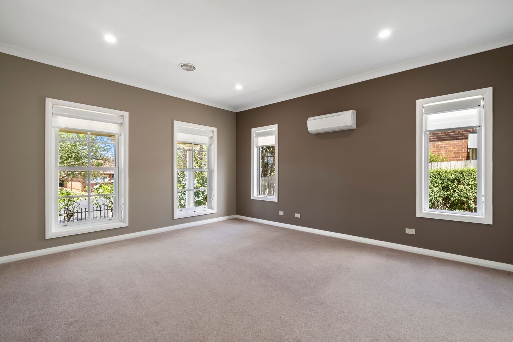 Rental: Crookwell, NSW, 2583 photo-4