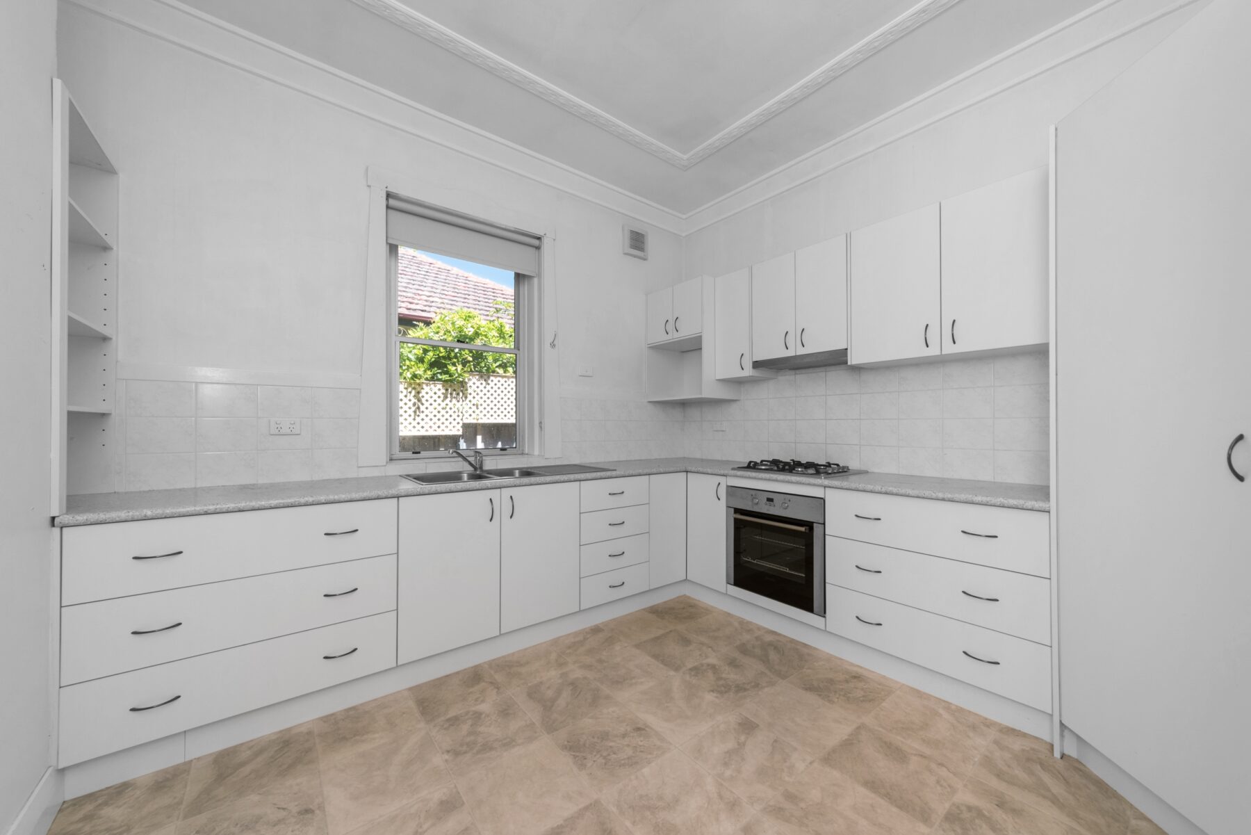 Property: 51 Cowper Street, Crookwell, NSW, 2583 photo-3