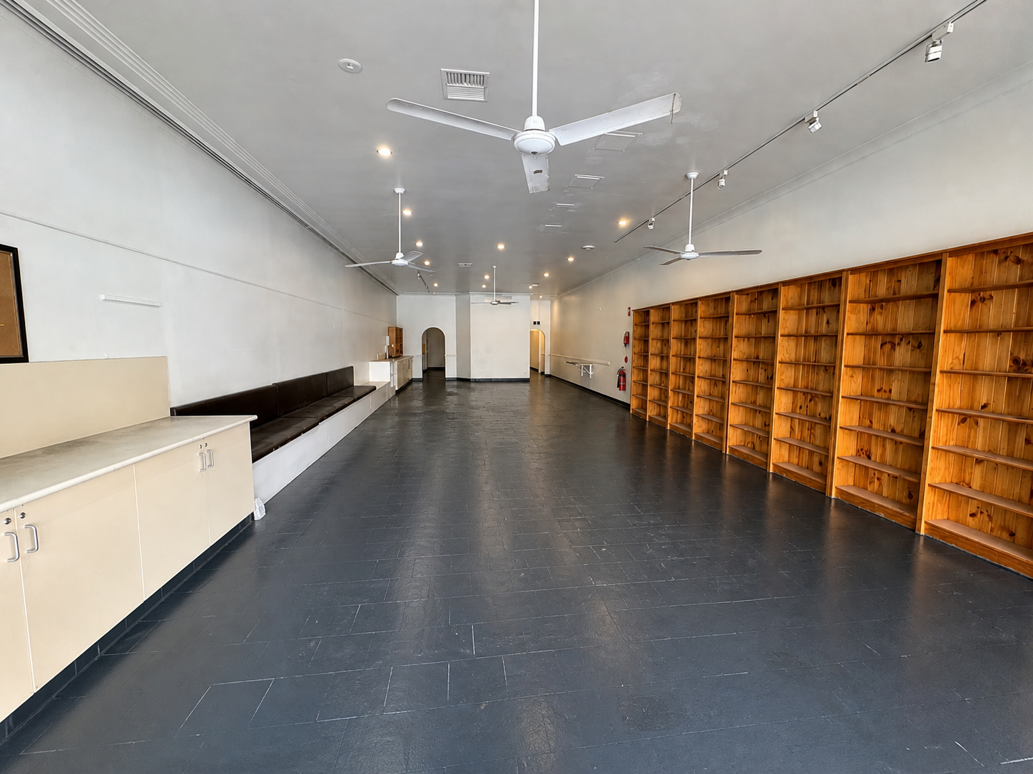 Commercial: 140A Auburn Street, Goulburn, NSW, 2580 photo-1