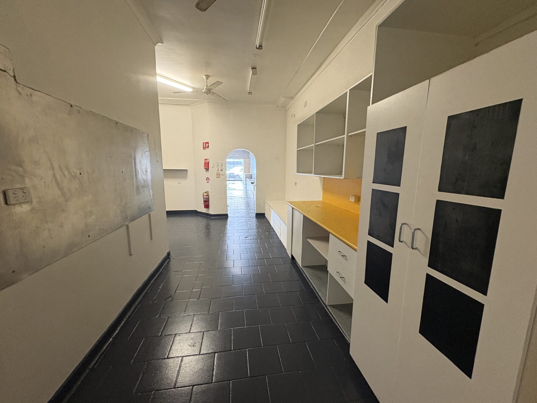 Commercial: 140A Auburn Street, Goulburn, NSW, 2580 photo-8