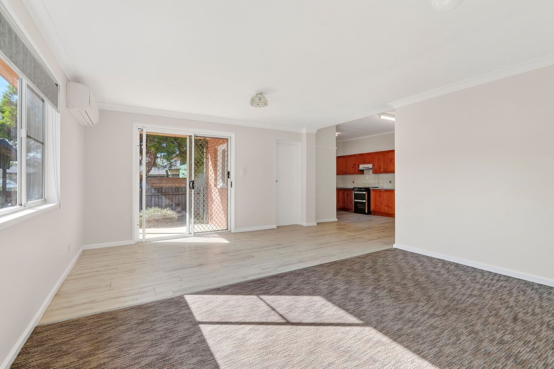 Property: 12 Wheatley Avenue, Goulburn, NSW, 2580 photo-6