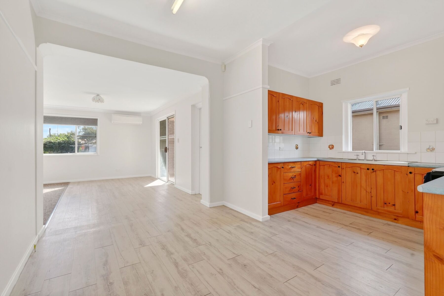Property: 12 Wheatley Avenue, Goulburn, NSW, 2580 photo-7