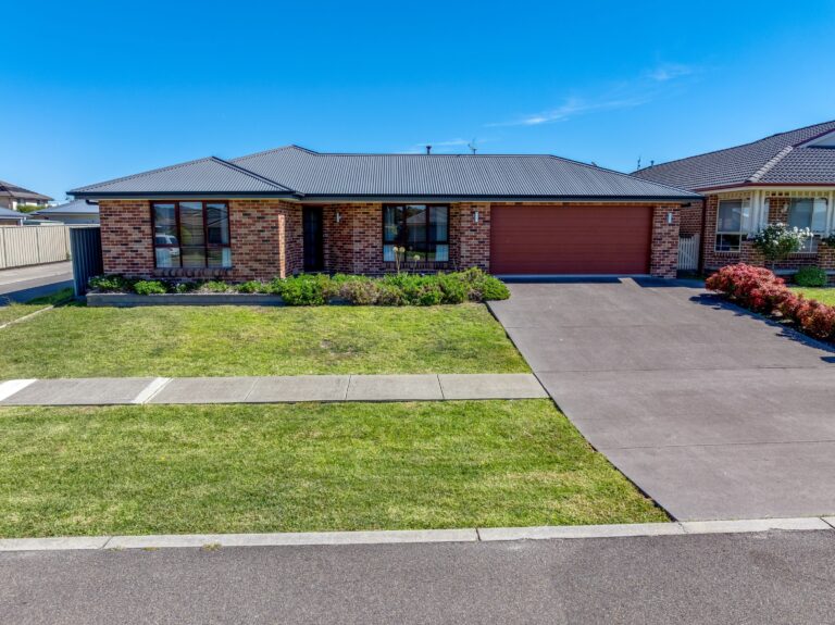 18 St Aubyn Road, Goulburn, NSW, 2580
