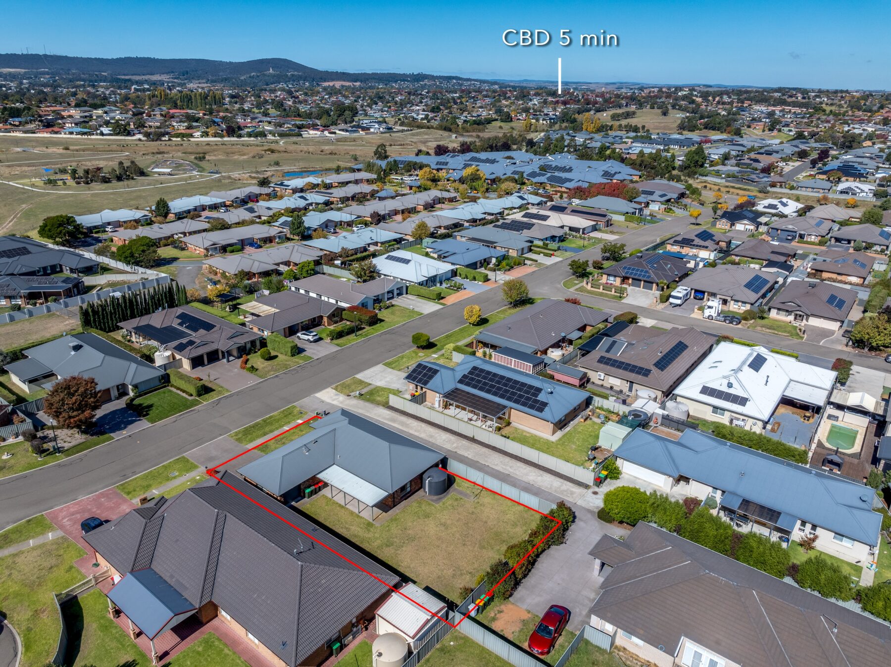 Property: 18 St Aubyn Road, Goulburn, NSW, 2580 photo-16