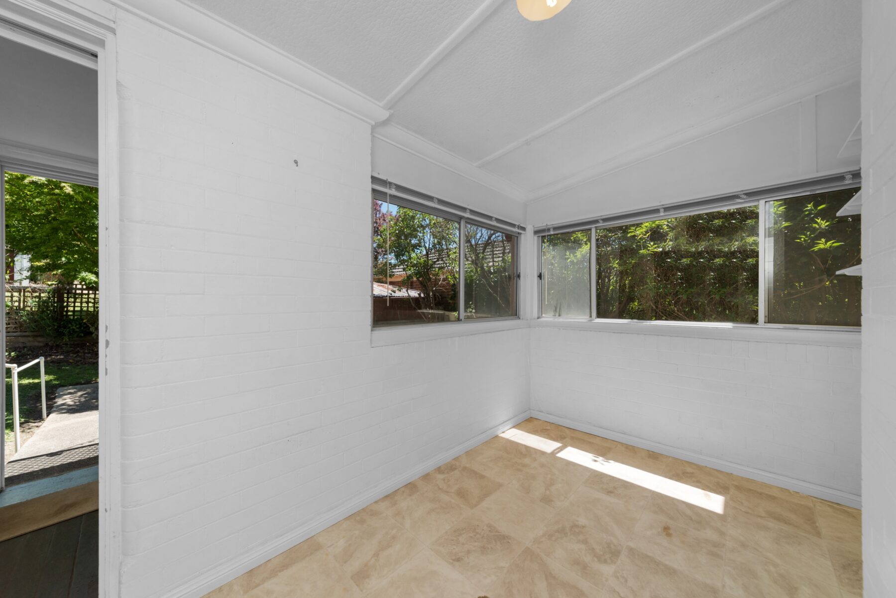 Rental: Crookwell, NSW, 2583 photo-7