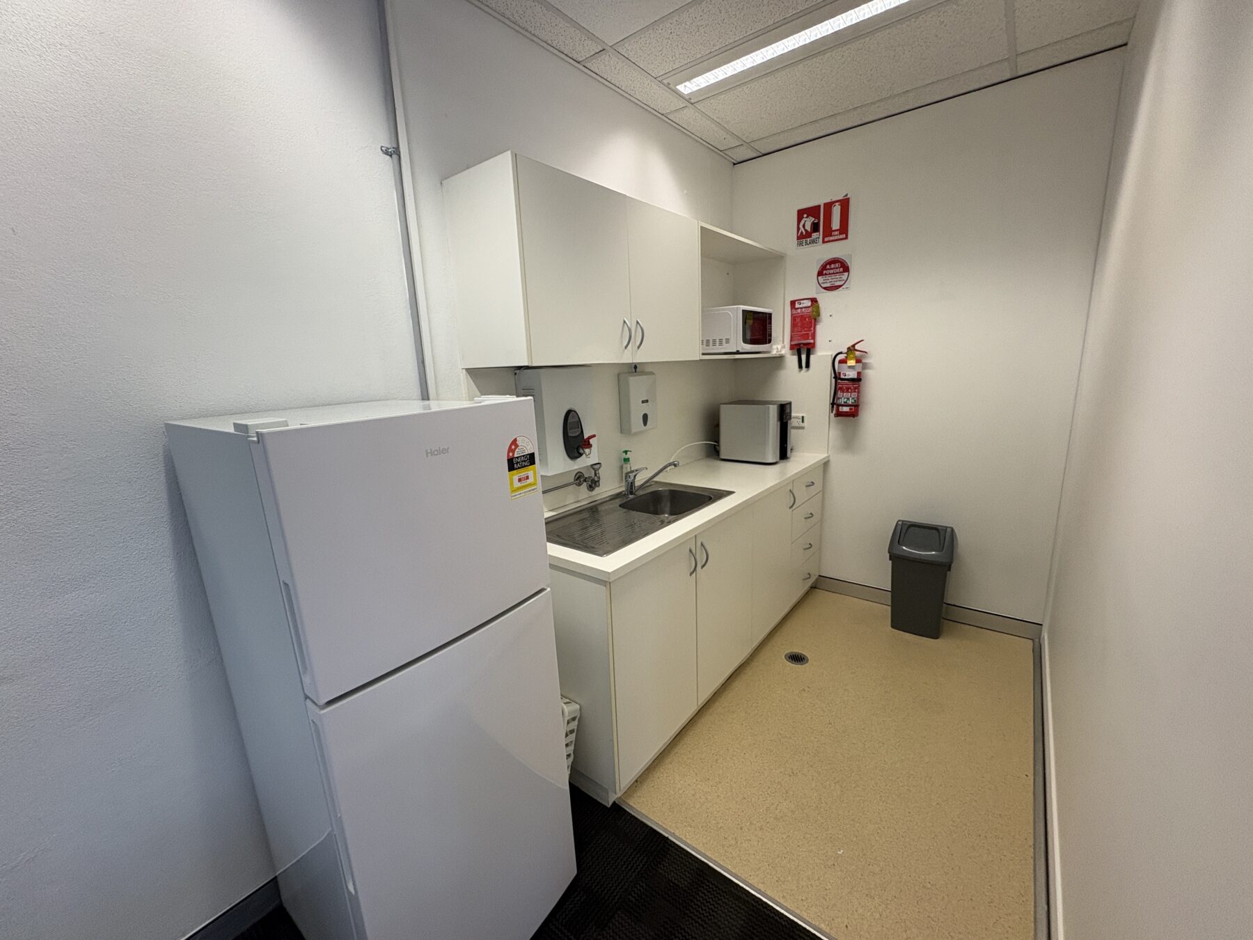 Commercial: A/258-262 Auburn Street, Goulburn, NSW, 2580 photo-14