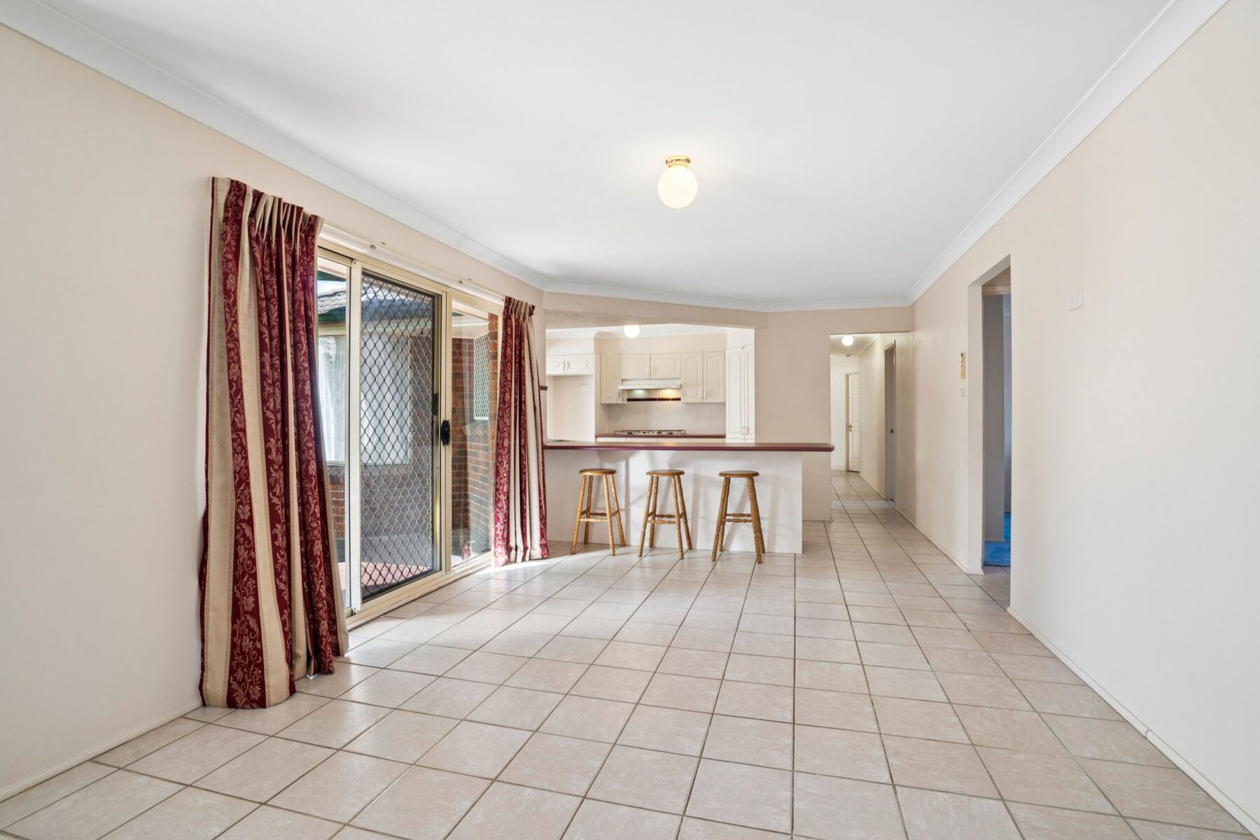 Property: 26 McDermott Drive, Goulburn, NSW, 2580 photo-6