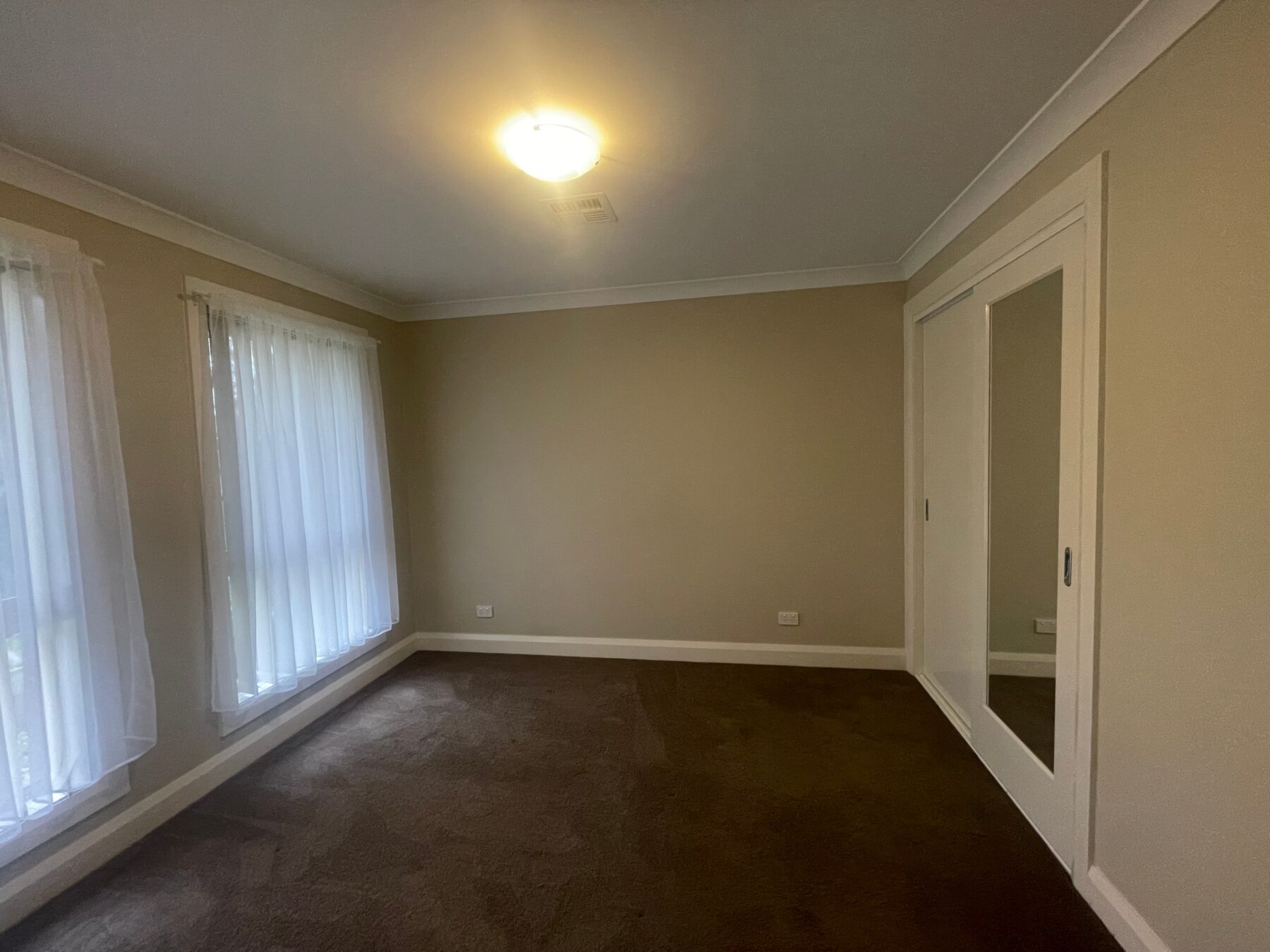Rental: Goulburn, NSW, 2580 photo-8