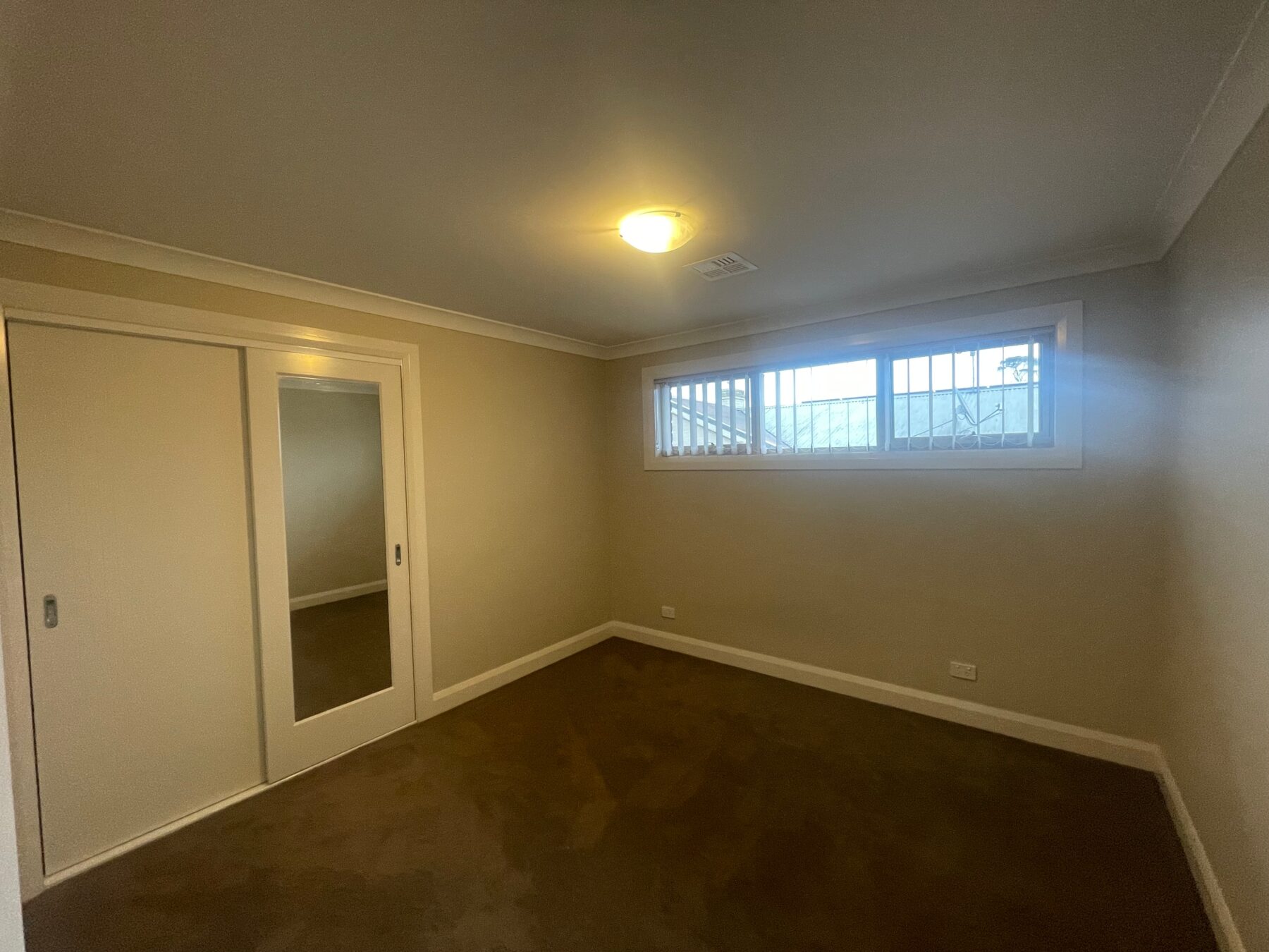 Rental: Goulburn, NSW, 2580 photo-9