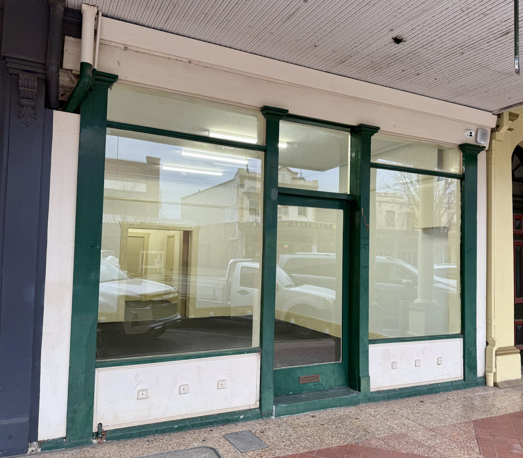 Commercial: 117 Auburn Street, Goulburn, NSW, 2580 photo-2
