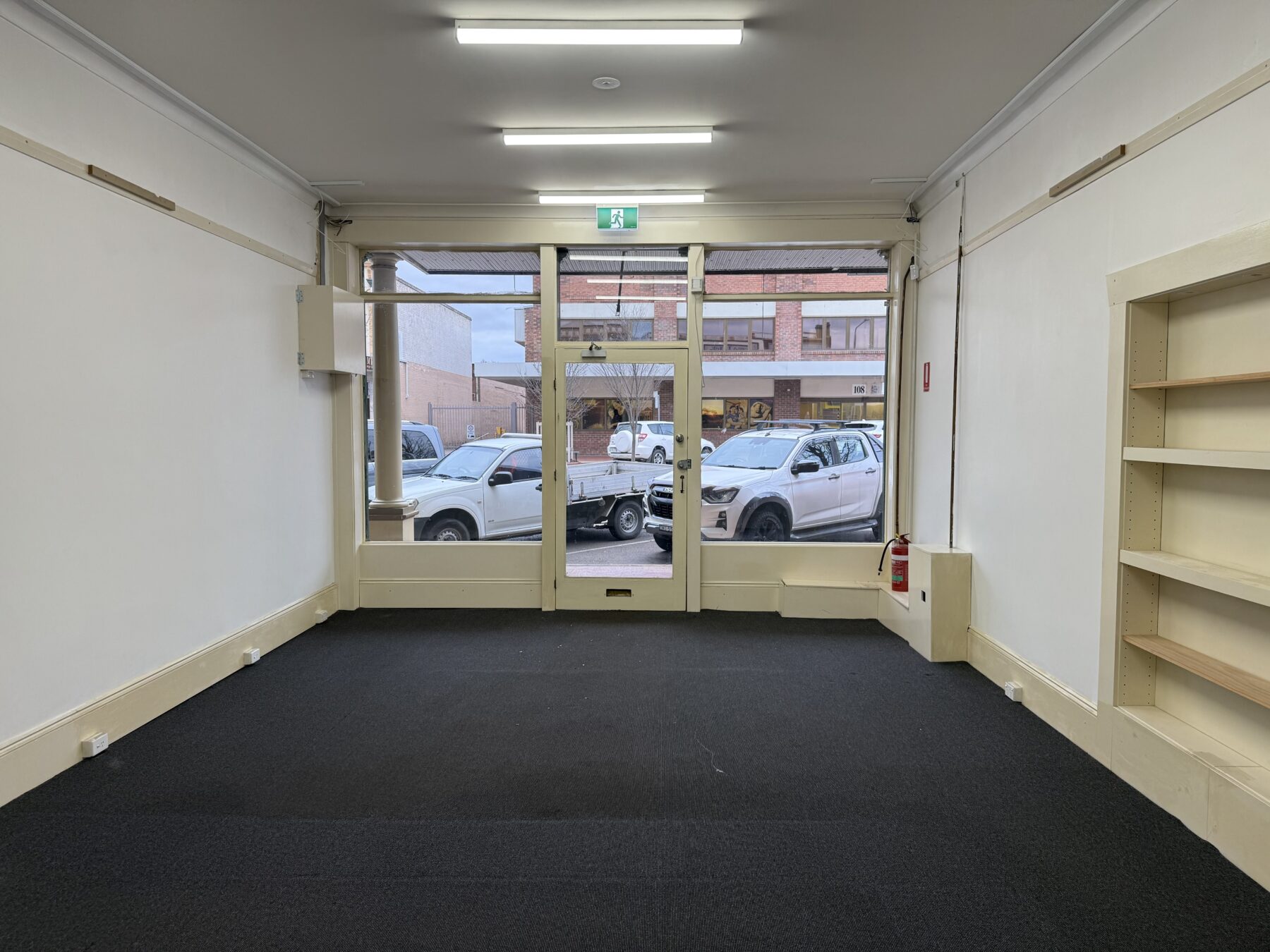 Commercial: 117 Auburn Street, Goulburn, NSW, 2580 photo-7